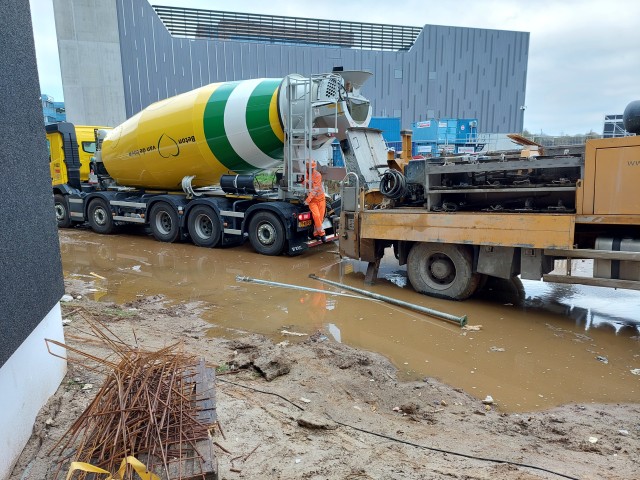 Lossen in een grote pomp